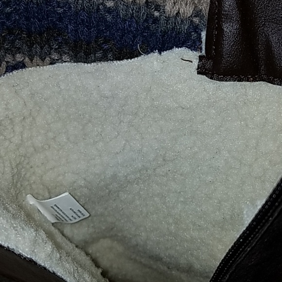 MukLuks Boots - Picture 4 of 7